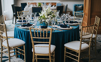 Wedding reception table setting